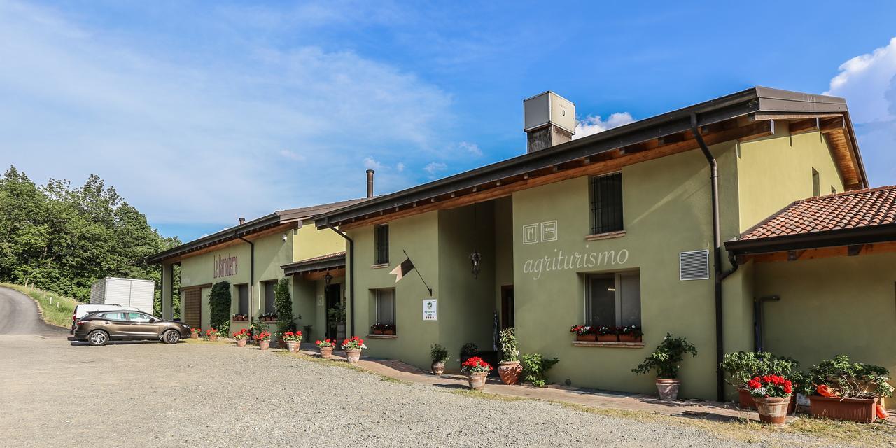Hotel Le Barbaterre Quattro Castella Exterior foto